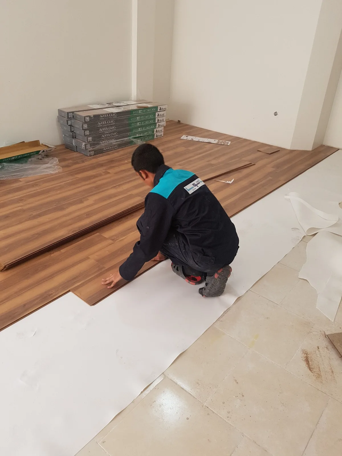 جا زدن کلیک پارکت لمینت